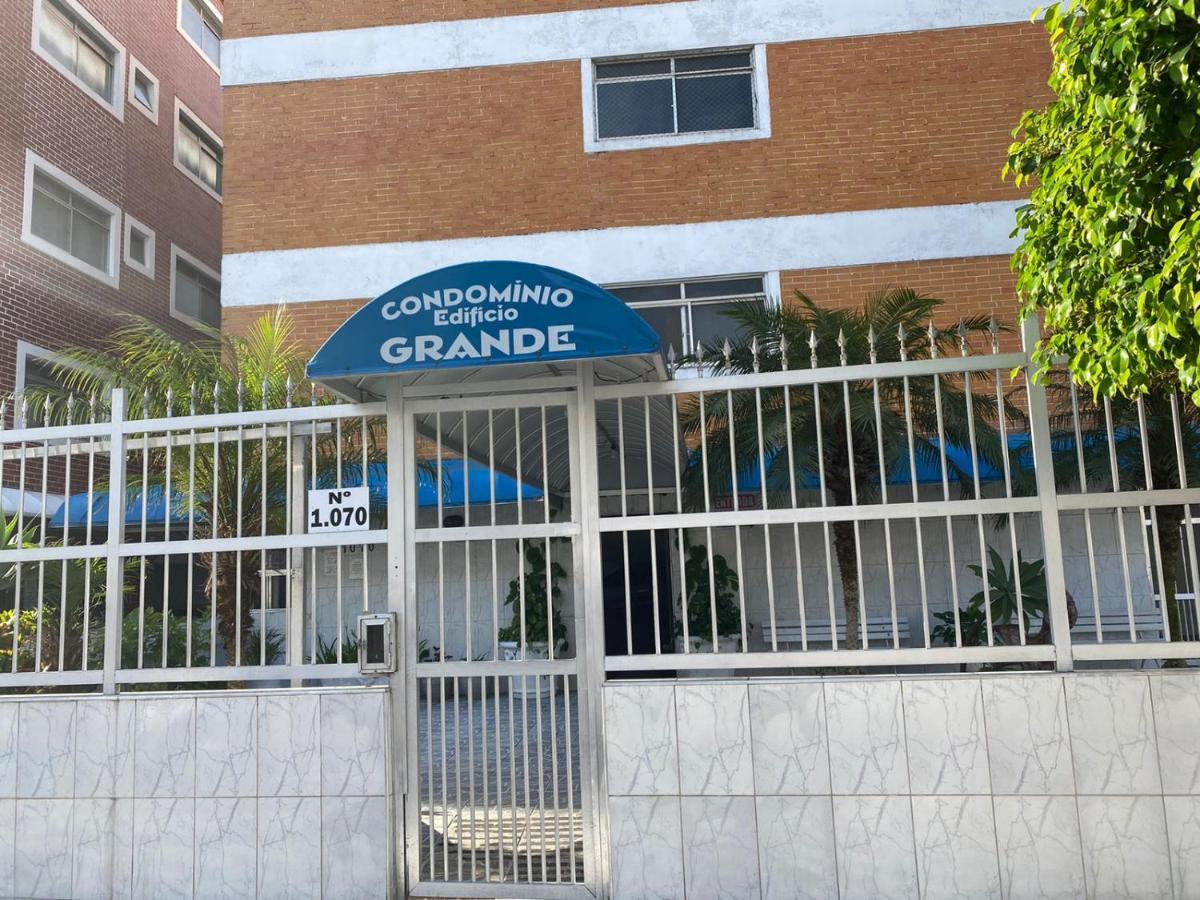 Praia Grande - Aviacao - Apto Estudio - 200 Mts Da Praia Buitenkant foto